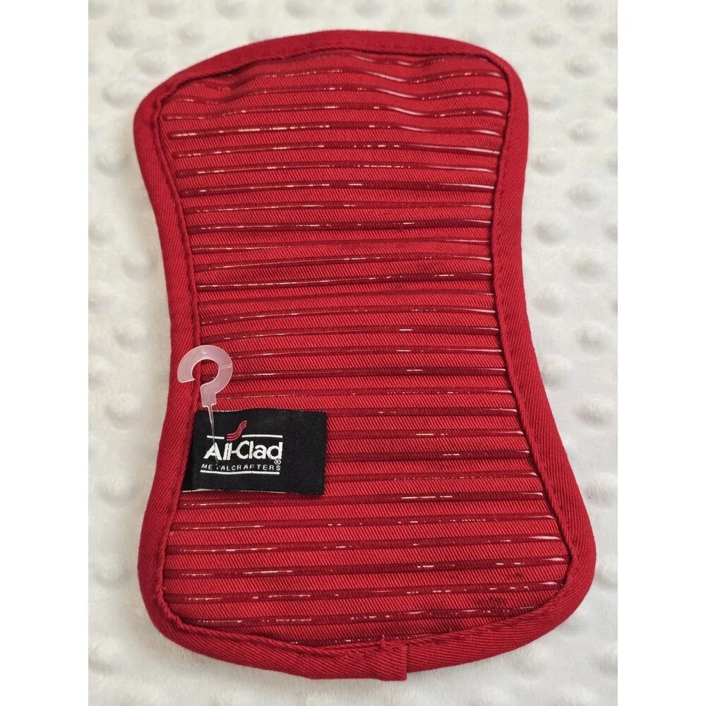 All-Clad Premium Pot Holder & Hot Pad  Set Of 2 Heat Resistant 500  Degrees  Red